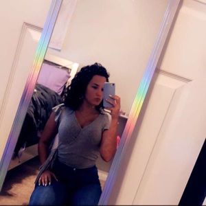 Meet your Posher, Marissa